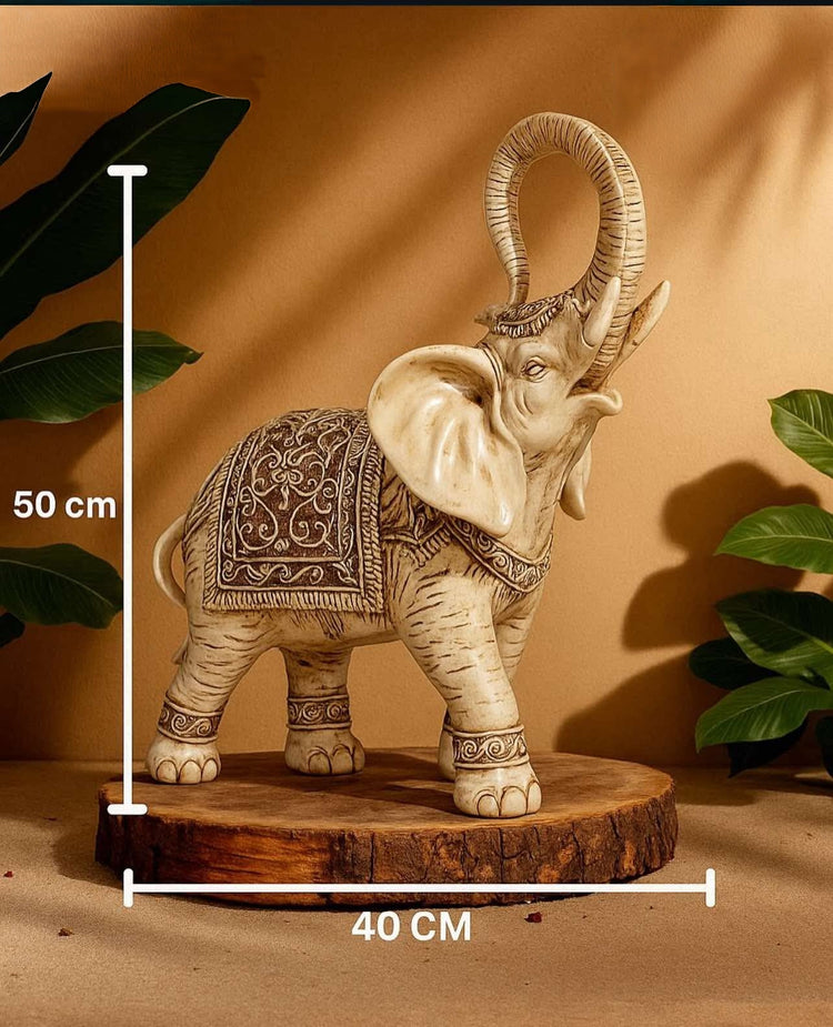 Sculptures & Figurines